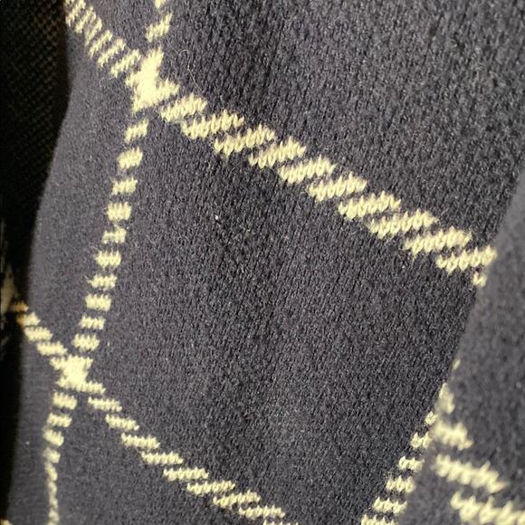 Bass Navy and White Checkered Cardigan - Picture 4 of 5